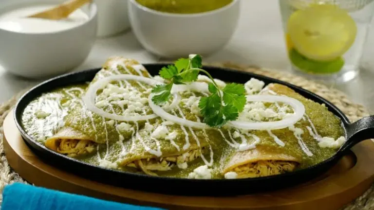 Enchiladas Verdes Gratinadas