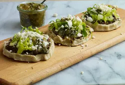 Sopes y Tostadas